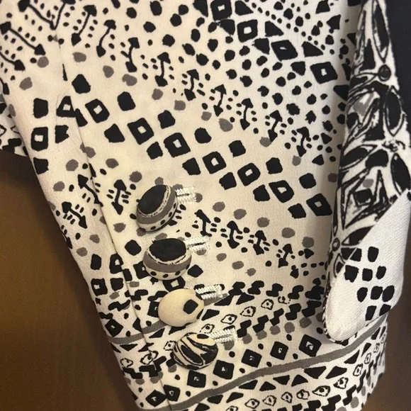 Roberto Cavalli Monochrome Patterned Blazer 100% silk - Picture 2 of 10